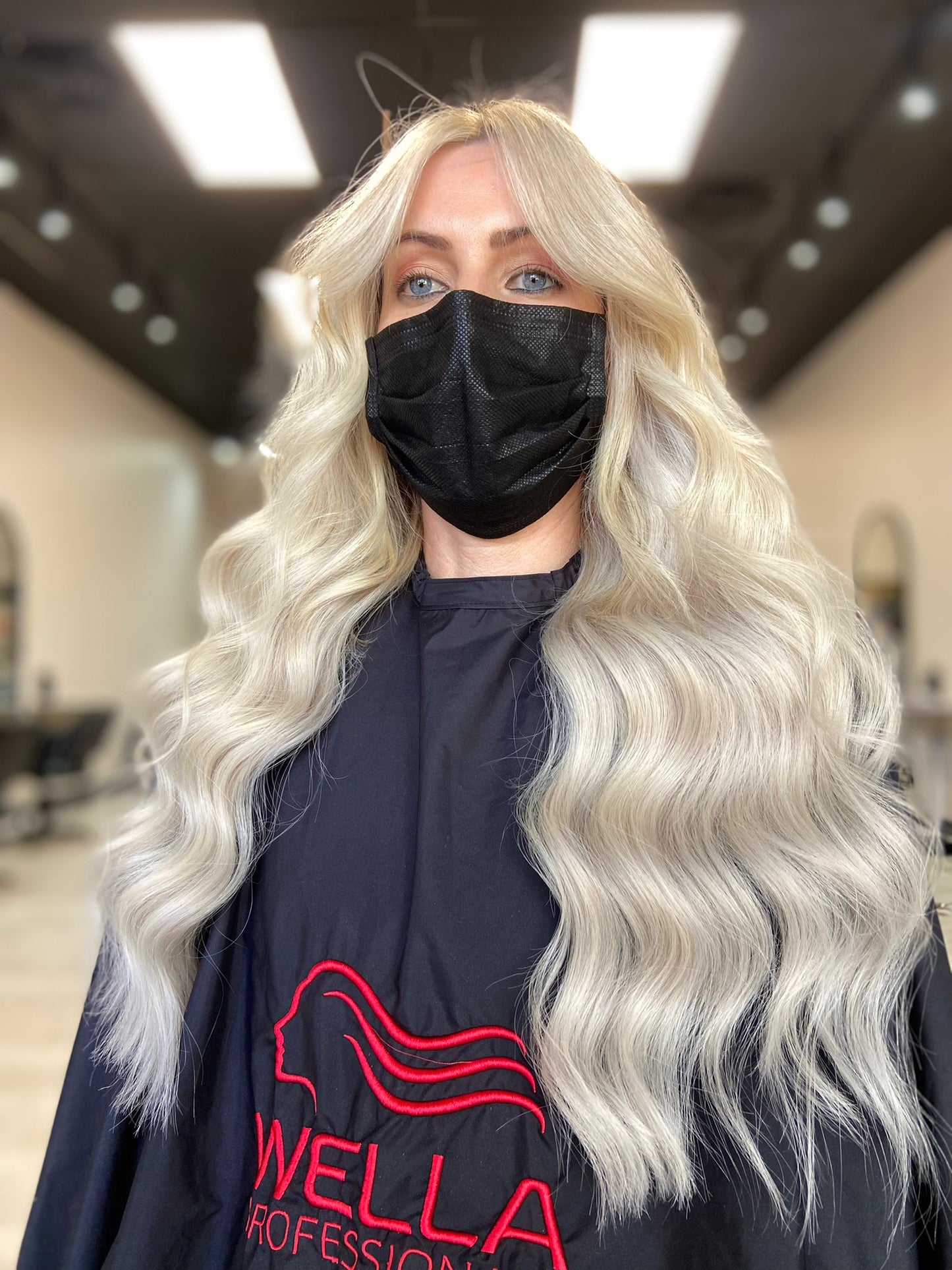 Classic Weft 120gm (26") #10 Light Blonde